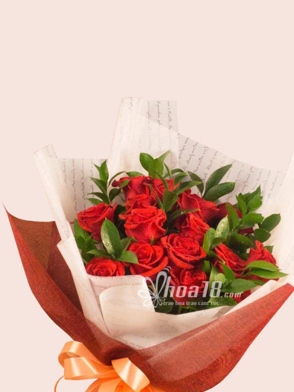 Bó hoa hồng đỏ tặng vợ ngày 8/3 hoa 8/3