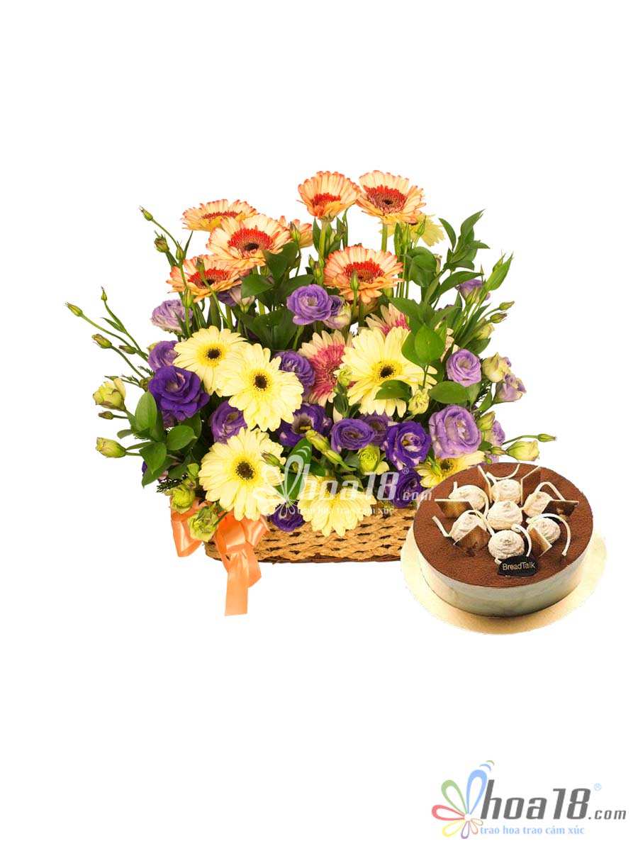 hoa và bánh sinh nhật