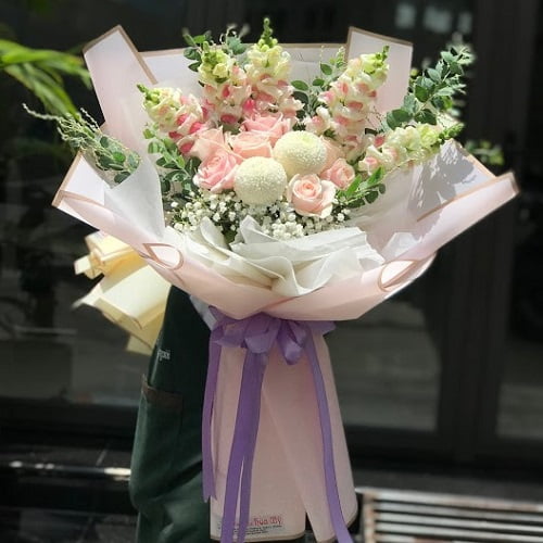 Thiết kế hoa tươi sang trọng hoa ngày 27 tháng 2