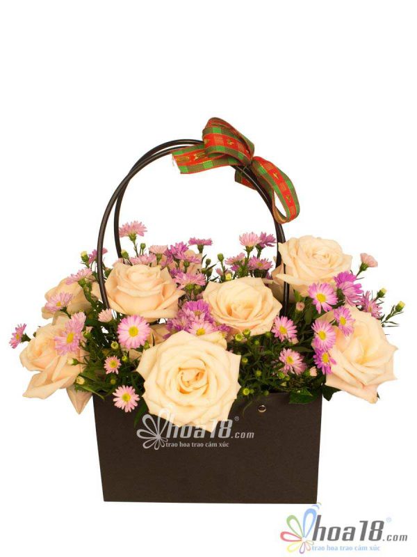 Giỏ hoa tươi nhẹ nhàng, tinh tế và đầy ý nghĩa giỏ hoa tươi