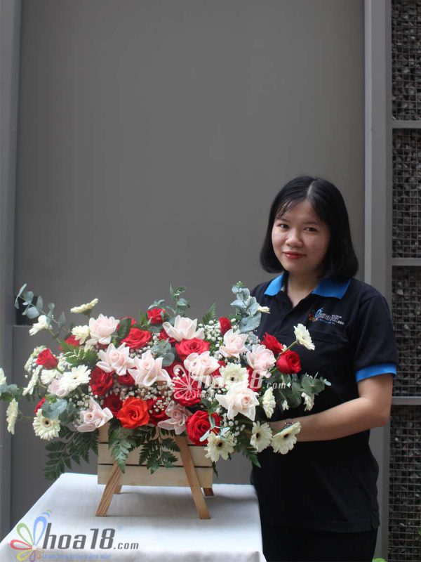 Shop hoa tươi Hoa18 gợi ý cho bạn các mẫu hoa tươi đẹp phù hợp cho mọi dịp hoa tặng ngày phụ nữ 20/10