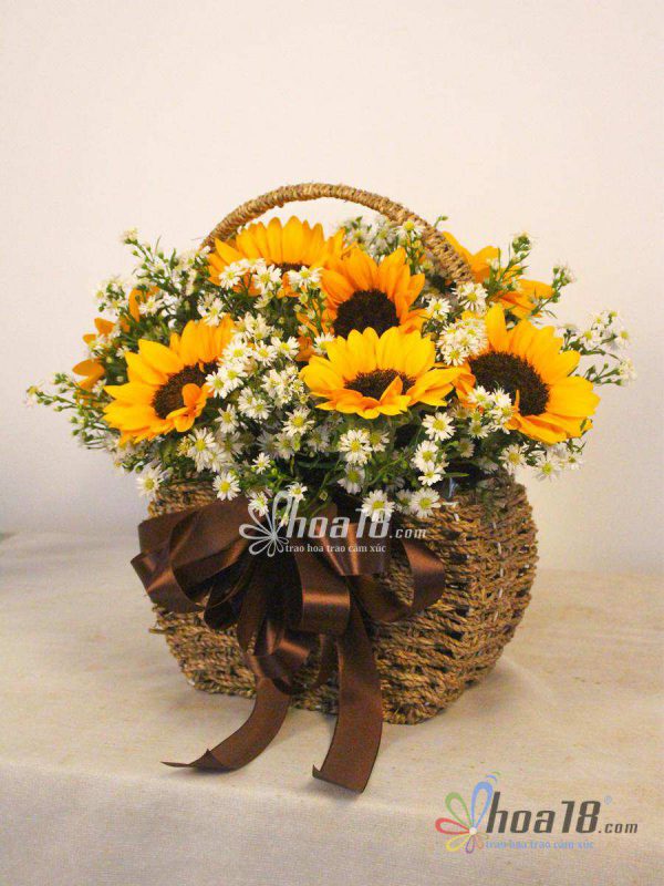 Cắm hoa tặng 20/11 cũng là một trào lưu hiện nay hao tươi