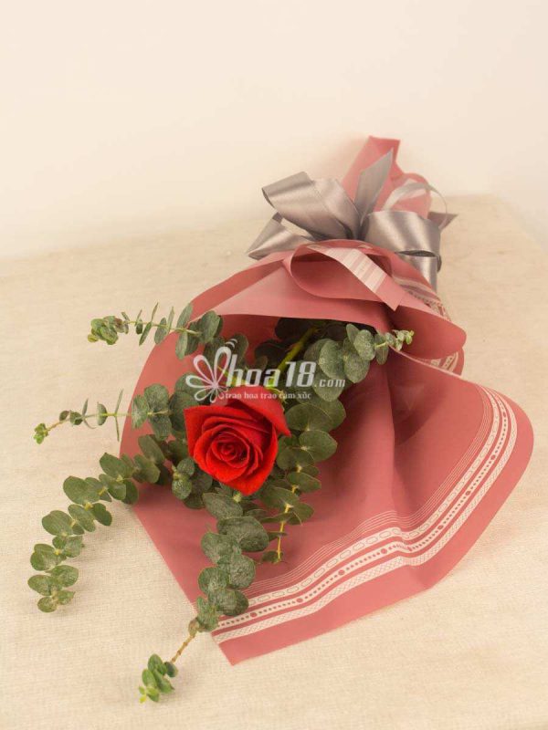 Một nhành hồng làm hoa tặng ngày 8/3 đong đầy ý nghĩa hoa tặng 8/3